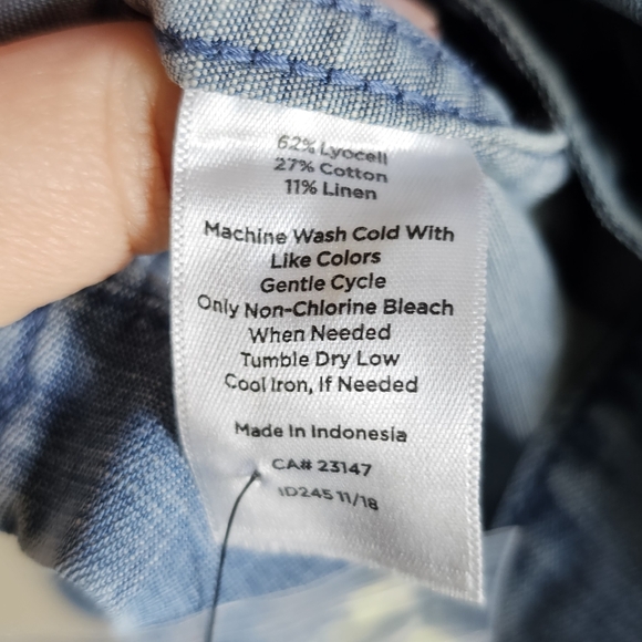 NEW Talbots Buttom Down Women's Blue Denim Jacket Plus Size X - Picture 6 of 6